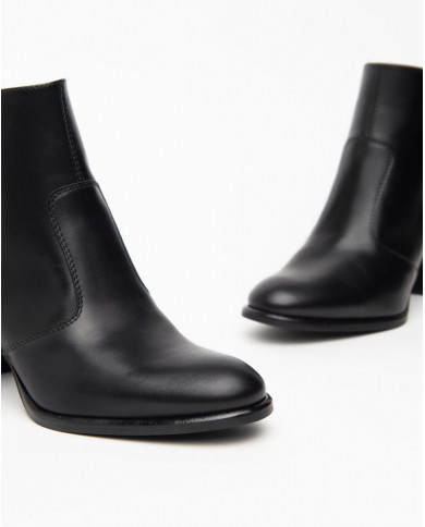 TRONCHETTO NEROGIARDINI DONNA MGUANTO NERO TR CAPUA NERO TACCO7CM I410952D/100