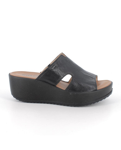 SANDALI CON ZEPPA IGI&CO DONNA CAPRA TAMPONATA NERO 1161900