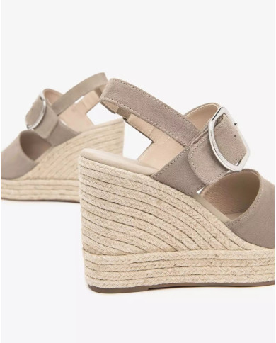 SANDALO CON ZEPPA NEROGIARDINI DONNA VELOUR CRETA PU.LINDE RICO E513590D/451