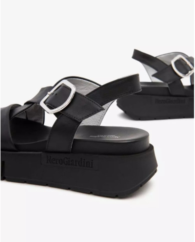 SANDALO CON ZEPPA NEROGIARDINI DONNA TAMIGI NERO TR VENEZIA E513696D/100