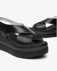 SANDALO CON ZEPPA NEROGIARDINI DONNA BAROLO NERO PU.ALICANTE E513515D/100