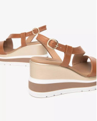 SANDALO CON ZEPPA NEROGIARDINI DONNA ARMENIA COGNAC POLI.USSITA E513520D/329