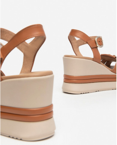 SANDALO CON ZEPPA NEROGIARDINI DONNA COGNAC PELLE TACCO 8,5CM E410570D/329