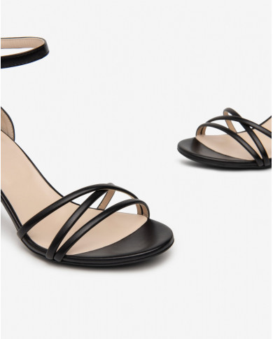 SANDALI CON TACCO NEROGIARDINI PELLE NERO TACCO 7,5CM E410120DE/100