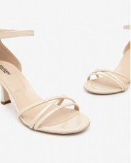 SANDALI CON TACCO NEROGIARDINI PELLE LATTE TACCO 7,5CM E410121DE/711