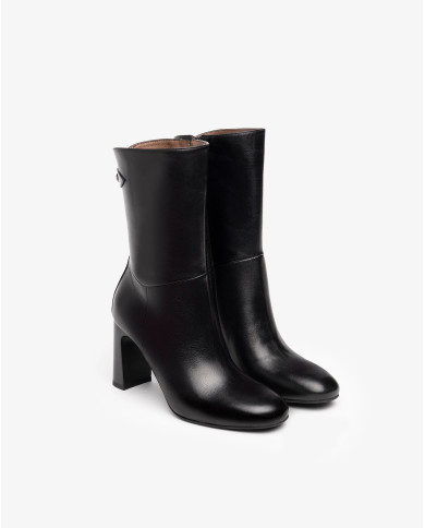 TRONCHETTO NERO GIARDINI VITELLO NERO TACCO 8,5CM I205660DE/100