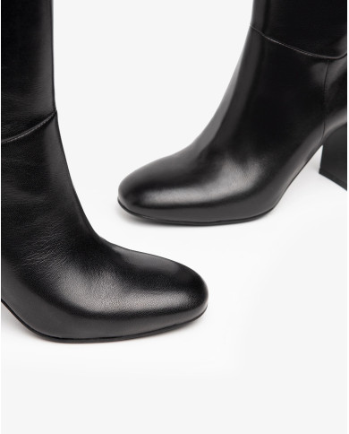 TRONCHETTO NERO GIARDINI VITELLO NERO TACCO 8,5CM I205660DE/100