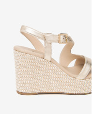 SANDALO CON ZEPPA NEROGIARDINI DONNA ETOILE SAND MIELE PU.MALFA E616021D/418