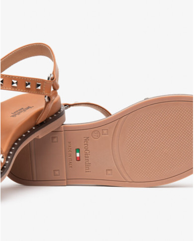 SANDALO NEROGIARDINI DONNA ARMENIA COGNAC TR TEULADA E615921D/329