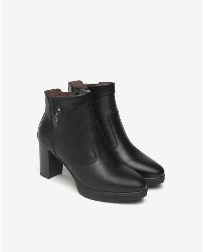 TRONCHETTO NEROGIARDINI DONNA GUANTO NERO PU.LESINA NERO I513800D/100