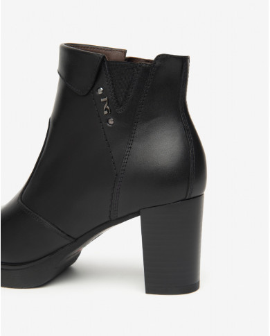 TRONCHETTO NEROGIARDINI DONNA GUANTO NERO PU.LESINA NERO I513800D/100
