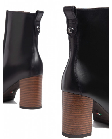 TRONCHETTI NEROGIARDINI DONNA IN PELLE NERO 8CM I308193D/100