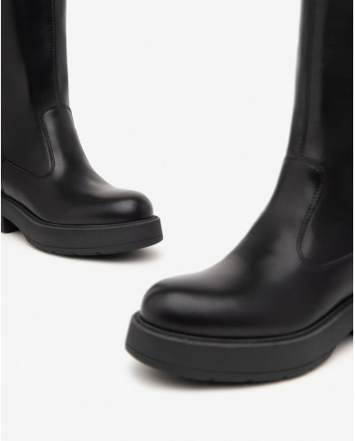 STIVALI NEROGIARDINI DONNA IN PELLE GUANTO NERO TR PULA I411986D/100