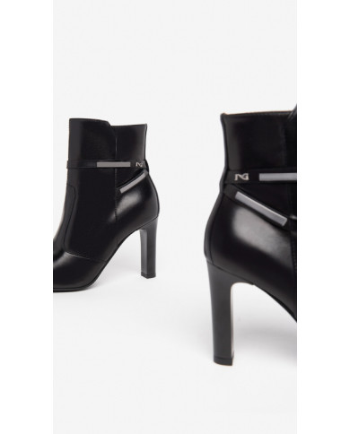 TRONCHETTI NEROGIARDINI DONNA IN PELLE NERO TACCO 9 CM I308742DE/100