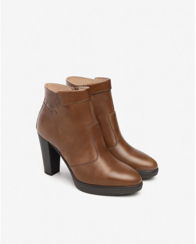 TRONCHETTI NEROGIARDINI DONNA MANOLETE CUOIO PU.ALTILIA  TACCO 9,5 CMI411210D/400