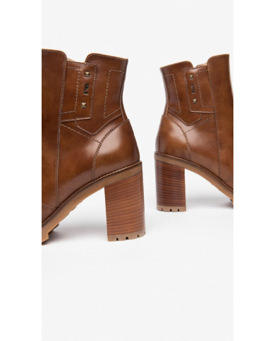 TRONCHETTI  NEROGIARDINI DONNA IN PELLE COLORE CUOIO ZIP TACCO 9CM I308981D/400