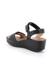 SANDALO CON ZEPPA IGI&CO CAPRA TAMPONATA NERO 7665600