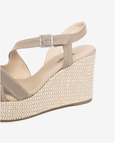 SANDALO CON ZEPPA NEROGIARDINI DONNA VELOUR CRETA PU.MALFA E616020D/451